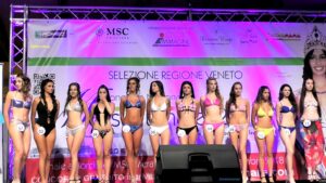 il gruppo completo delle partecipanti.
